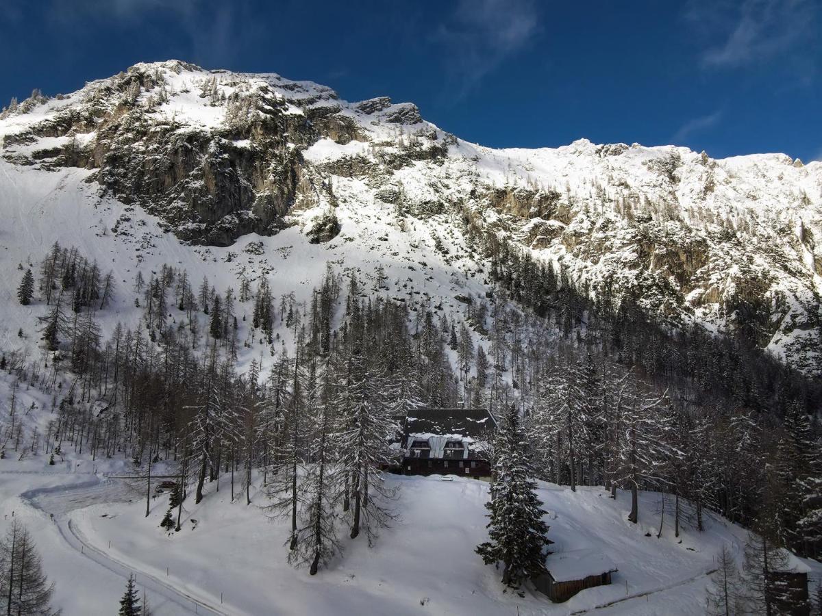 Erjavceva Mountain Hut At Vrsic Pass Hotel Kranjska Gora Exterior foto
